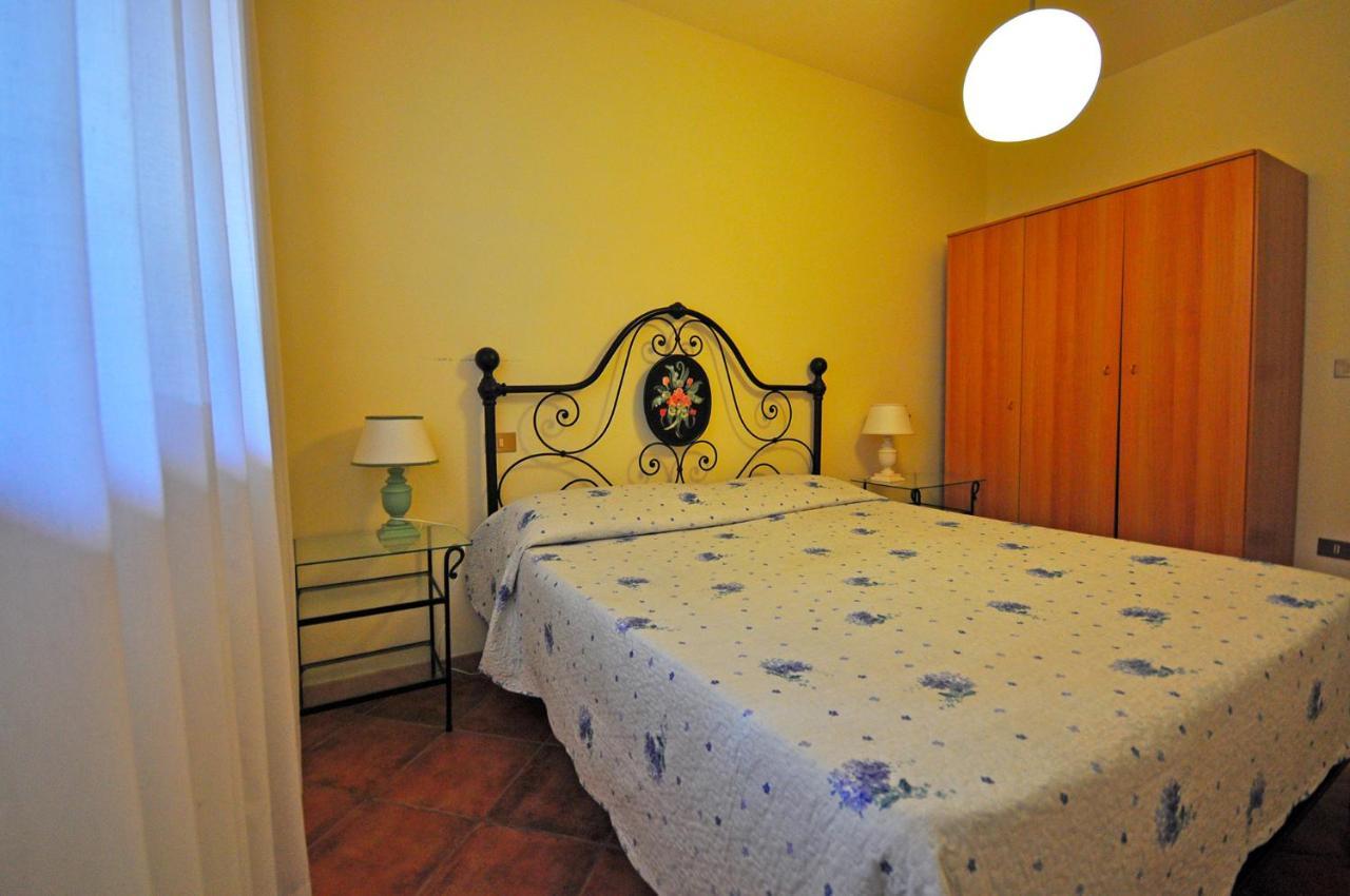 Erba Di Campo Residence Quercianella Exterior photo
